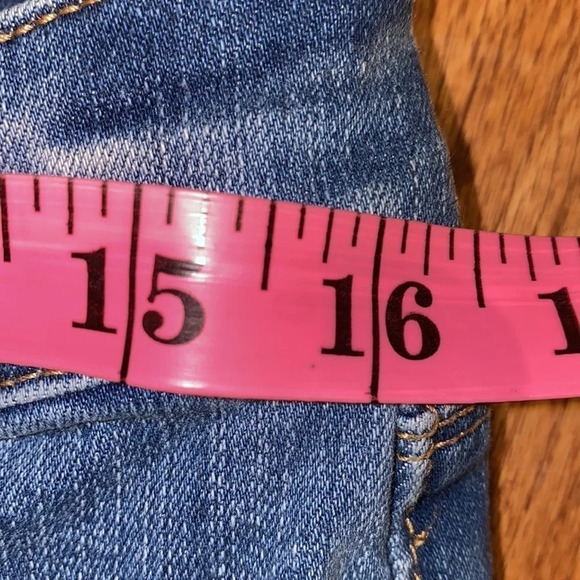 White House Black Market The flare cropped Jeans - Picture 8 of 16